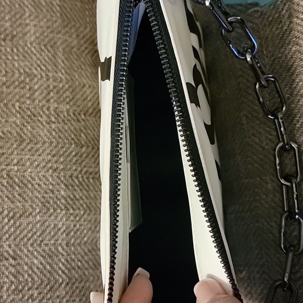 Black and White Designer Women's Bag NWT - Picture 4 of 4